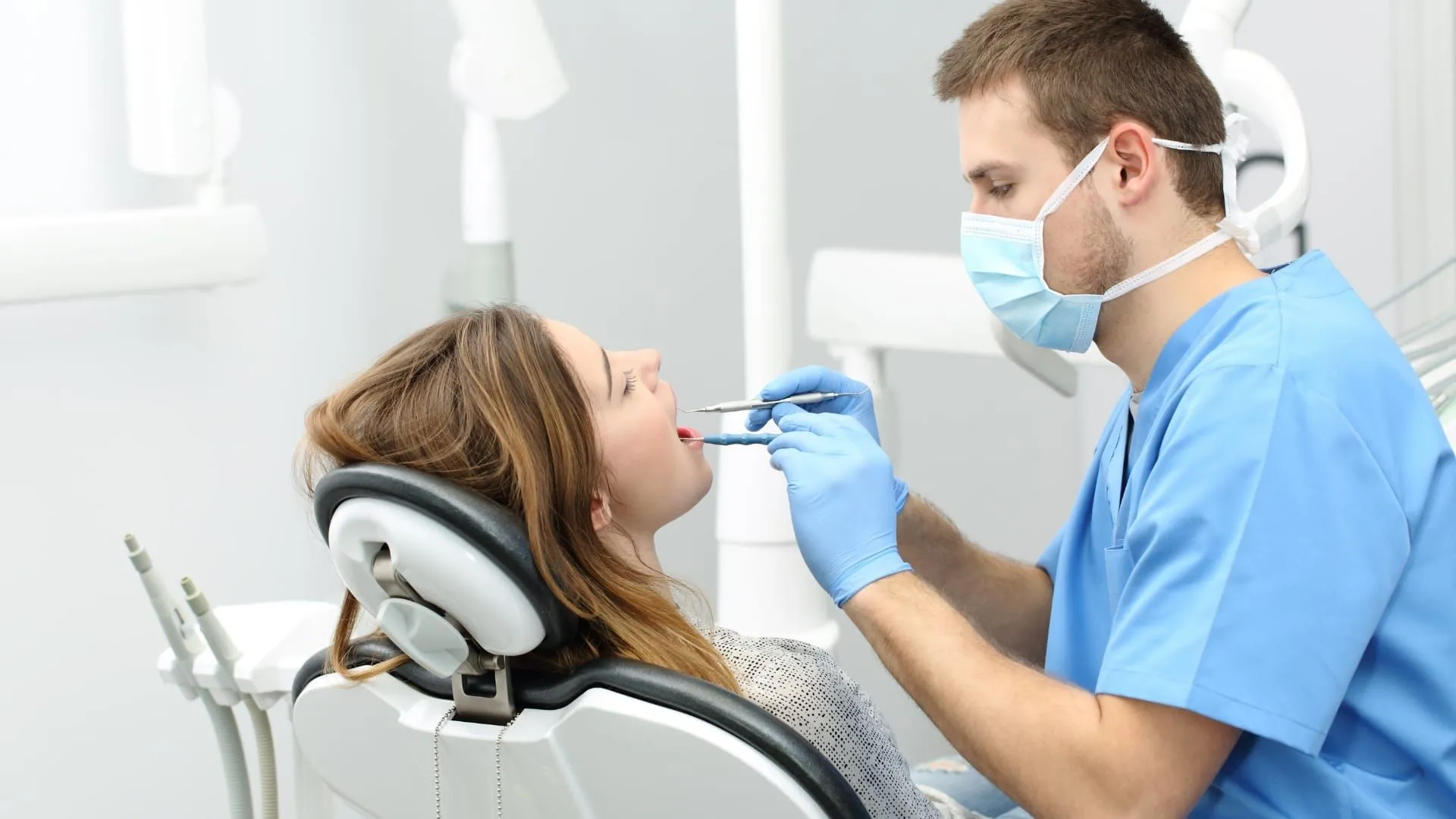 Denizli İmplant Tedavisi Rehberi: Eksik Dişlere Kalıcı Çözüm | Dental Denizli